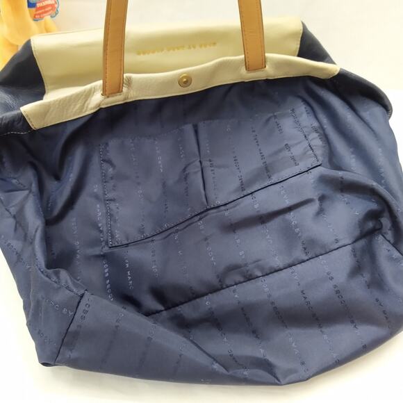 Marc By Marc Jacobs Ivory Pebbled Leather Double Handle Tote Shoulder Bag - Picture 14 of 15